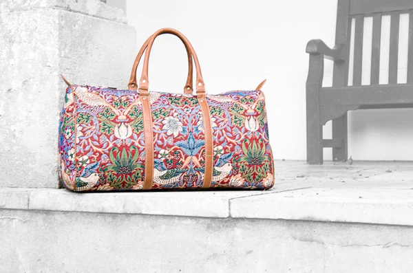 William Morris Strawberry Thief Red - Big Holdall Bag - Image 7